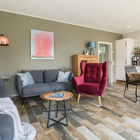 5 Sterne-ferienhaus Eisvogel Am Mit Sauna Und Kamin Krakow am See